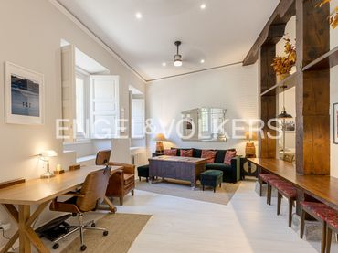Appartamento con ascensore in vendita a Centro