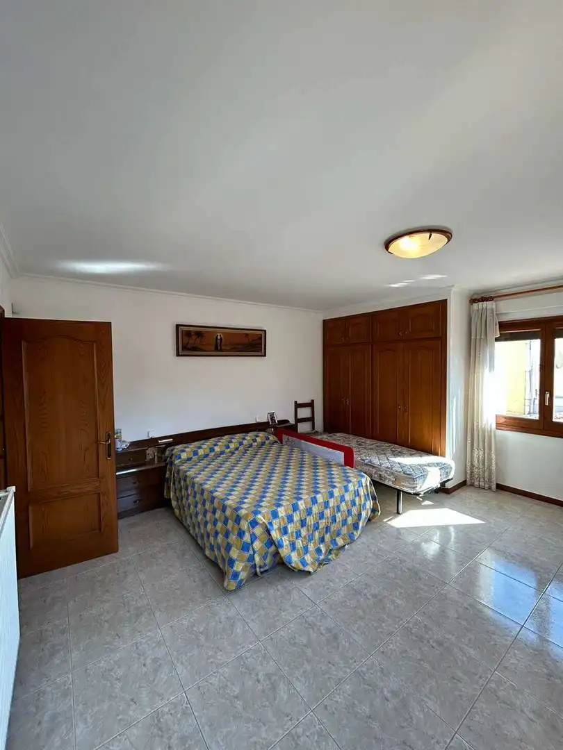 House with pool for sale in Requesens, imagen 16