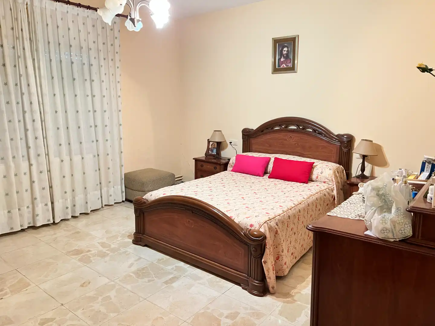 Schlafzimmer von Haus oder Chalet zum Verkauf in Puerto Lápice mit Klimaanlage, Heizung und Privatgarten