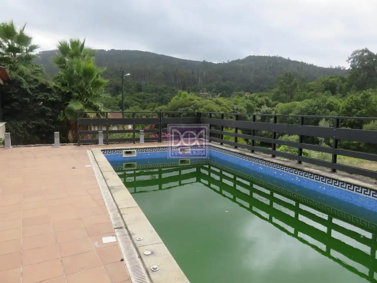 Piscina de Casa o xalet en venda en Mondariz-Balneario amb Calefacció, Jardí privat i Terrassa