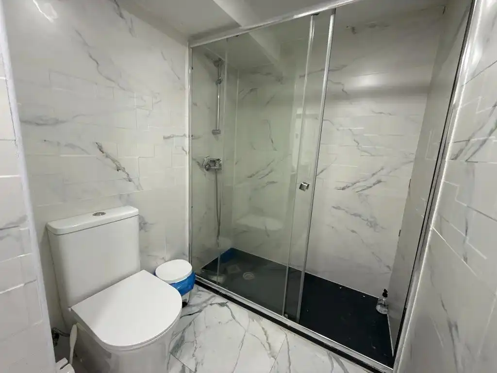 Bathroom of Duplexes for rent in Madrid  with Air Conditioner, Heating and Furnished