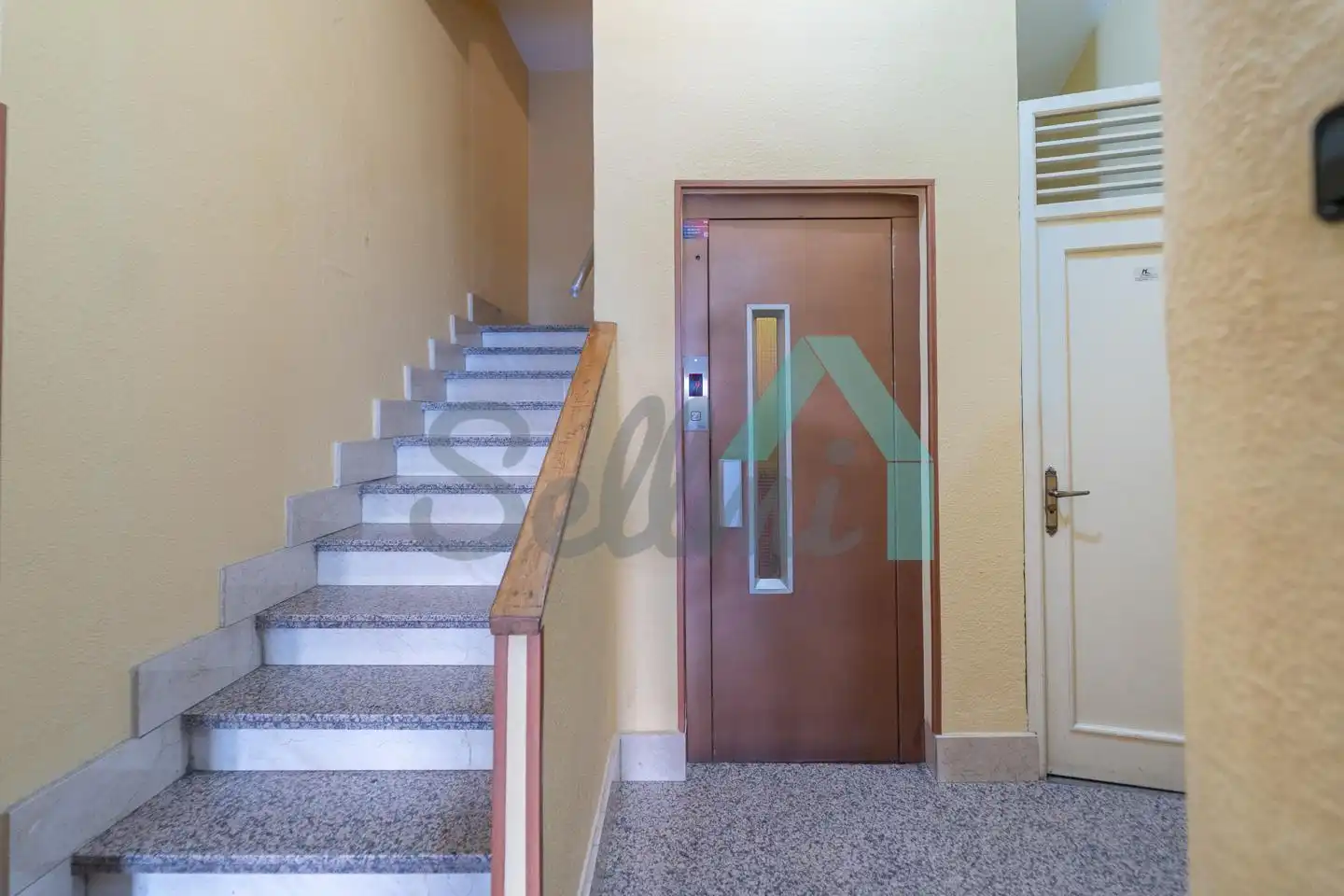 Flat for rent in Oviedo   with Heating, Parquet flooring and Furnished