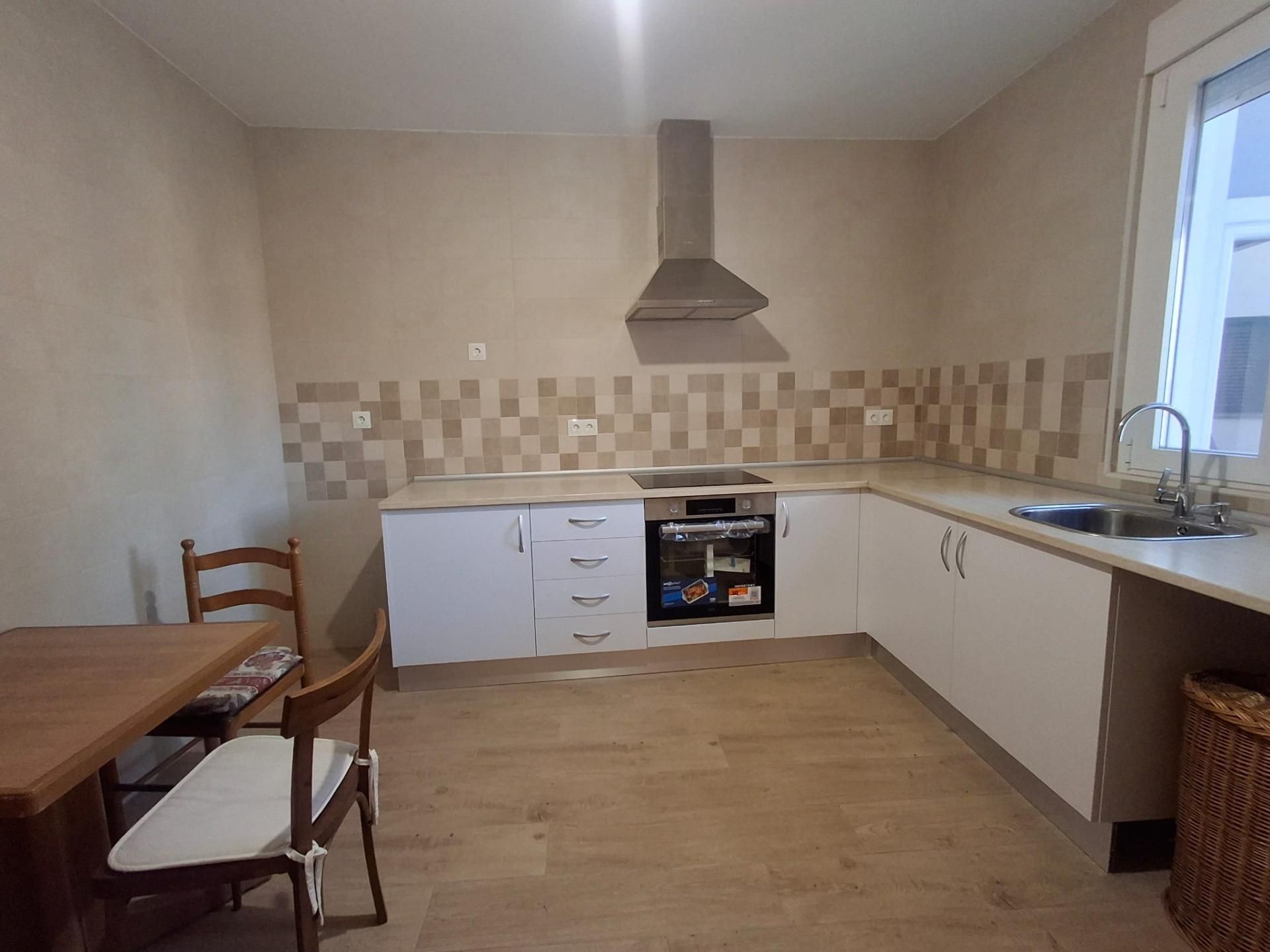 Kitchen of Flat for rent in Bembibre  with Terrace