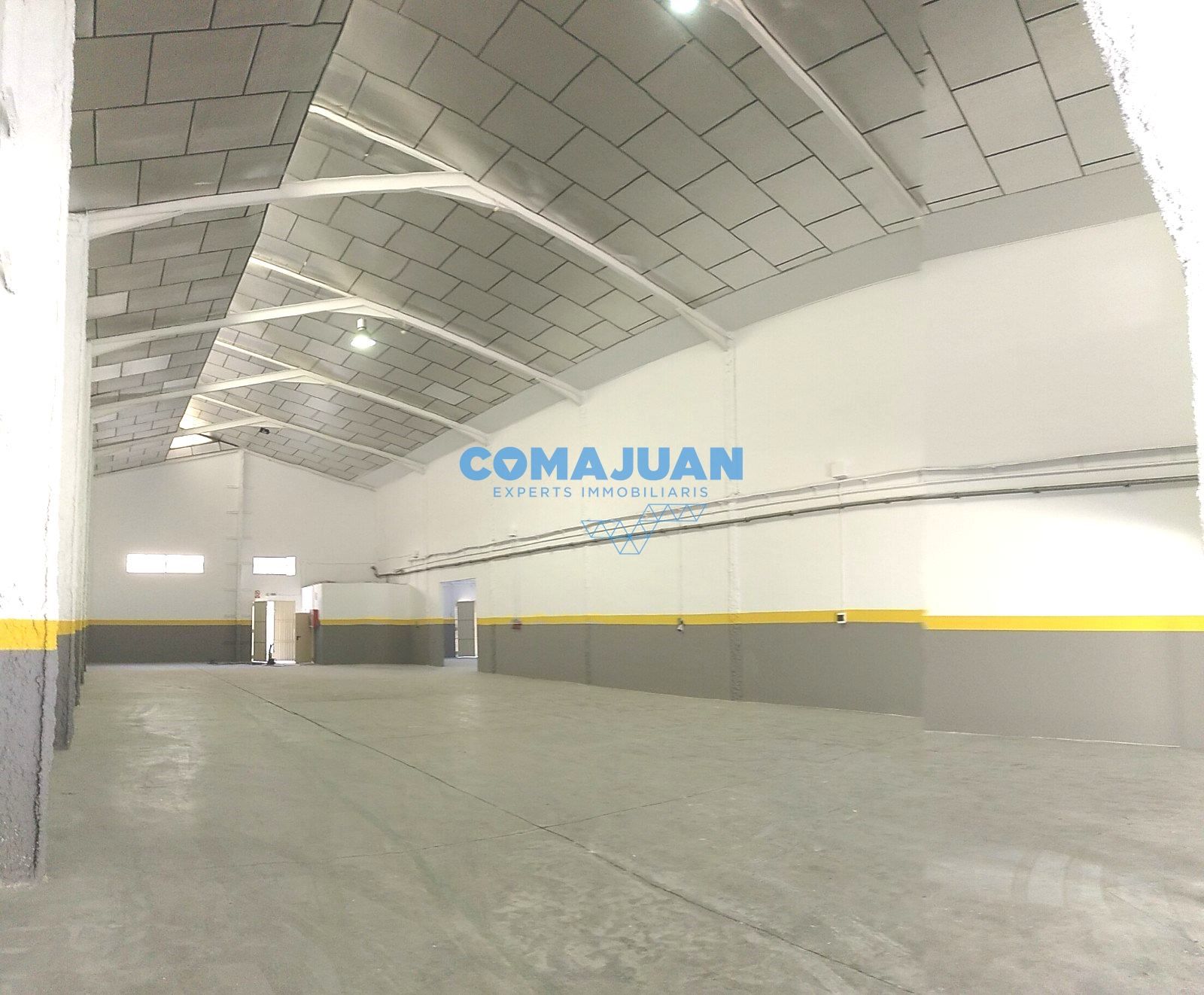 Nau industrial de lloguer a Canyadó