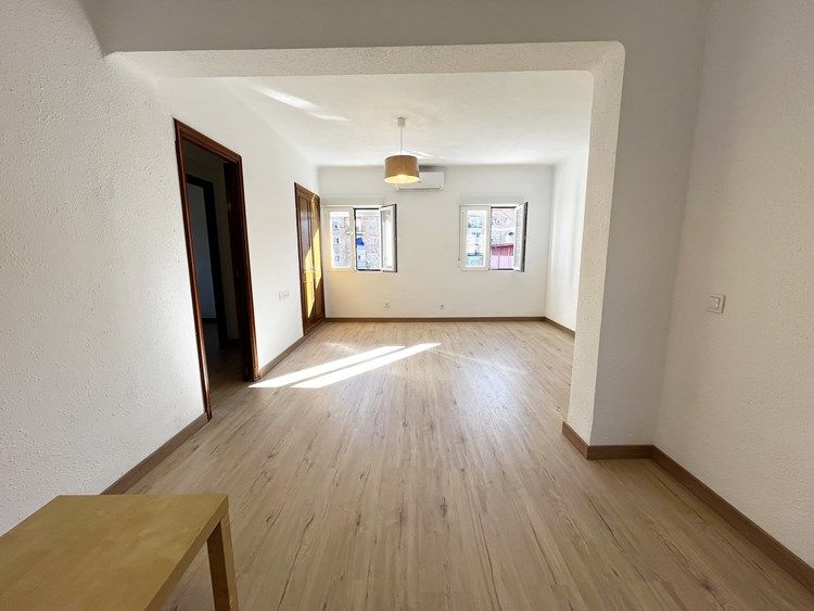 Sala d'estar de Pis de lloguer en  Madrid Capital amb Aire condicionat, Calefacció i Parquet