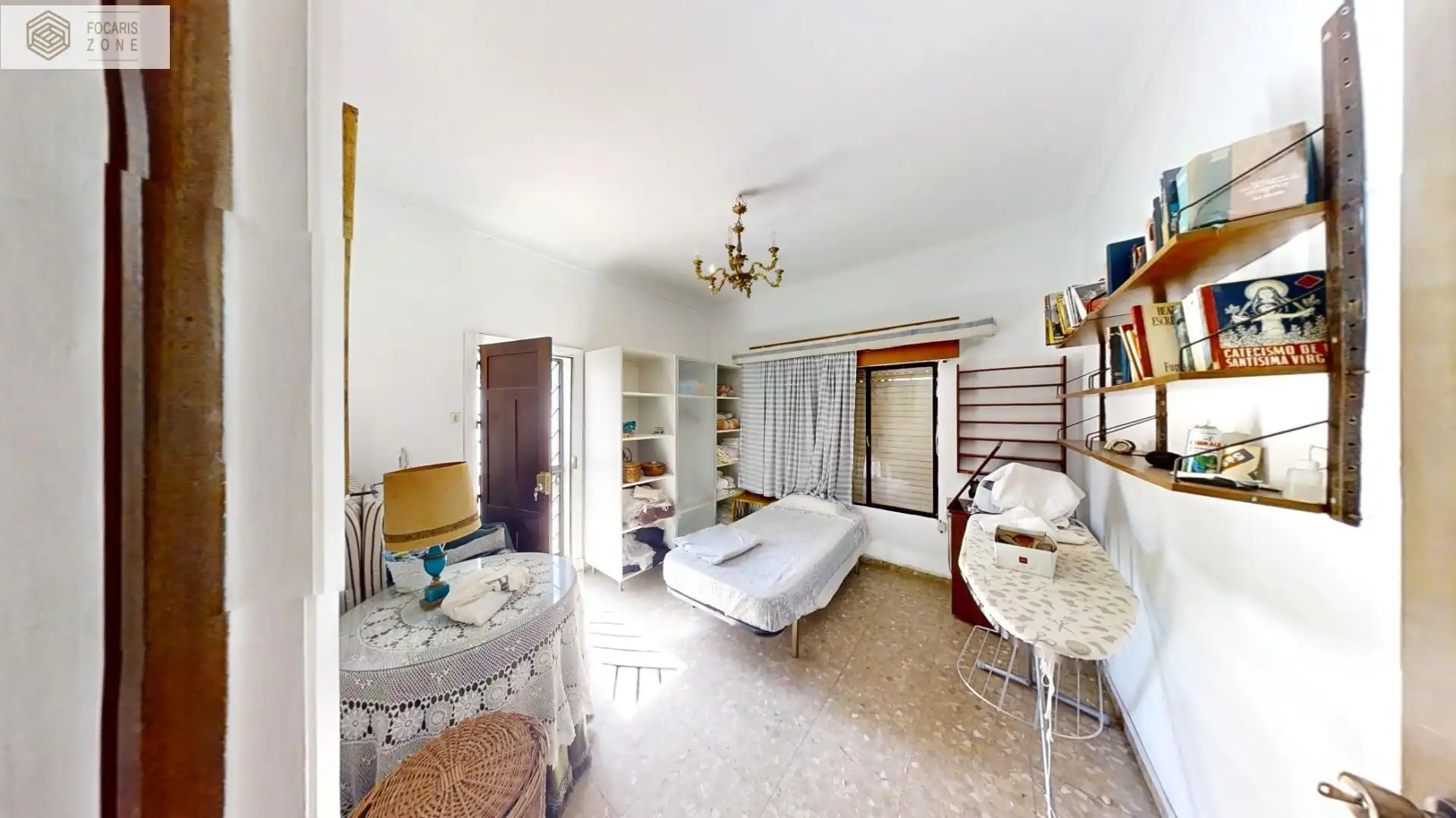 Bedroom of Detached homes for sale in Málaga  with Private garden, Terrace and Furnished