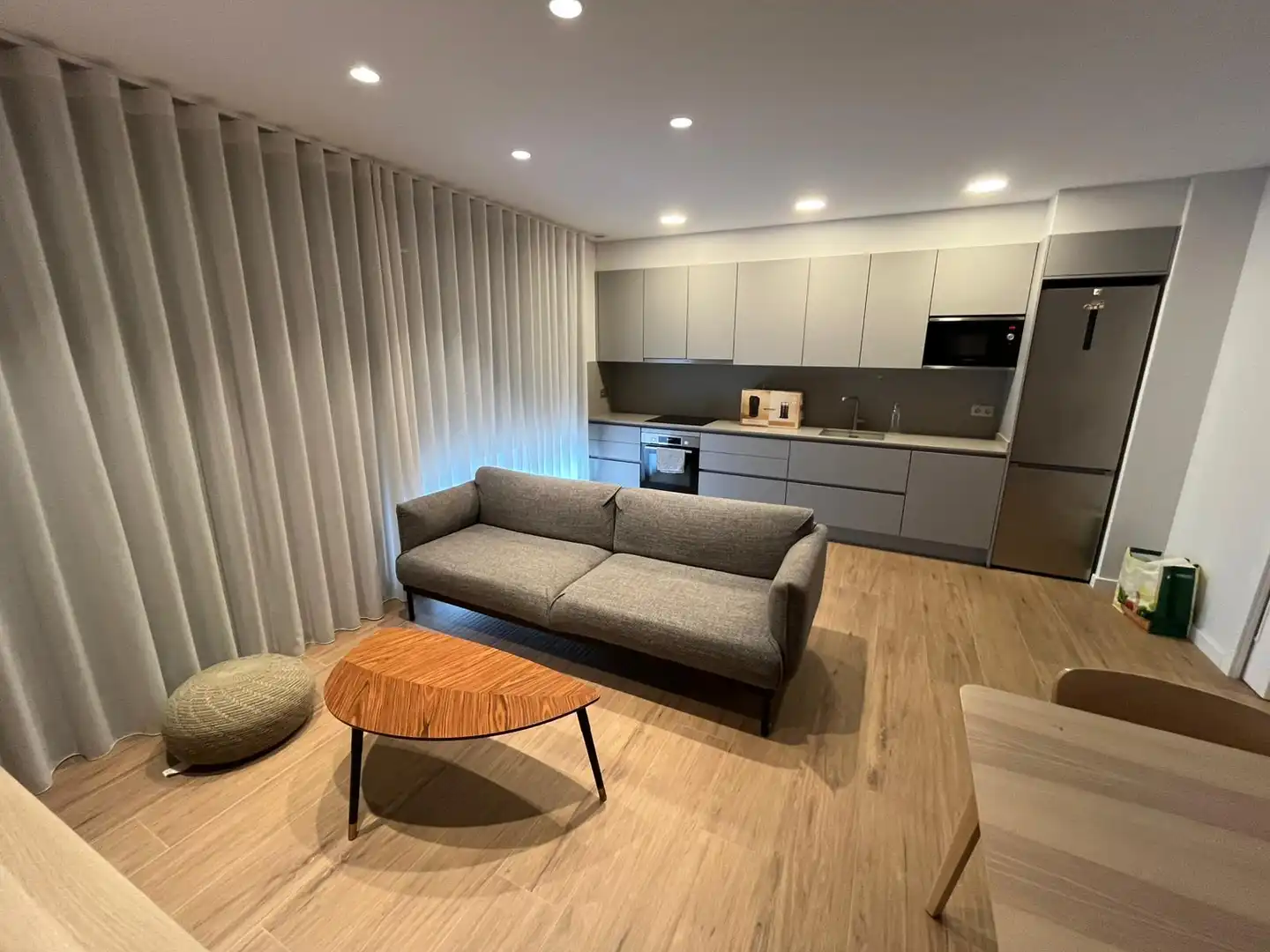 Living room of Flat for rent in Vic  with Heating, Private garden and Parquet flooring