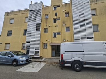 Flat for sale in C/ Carles Rahola