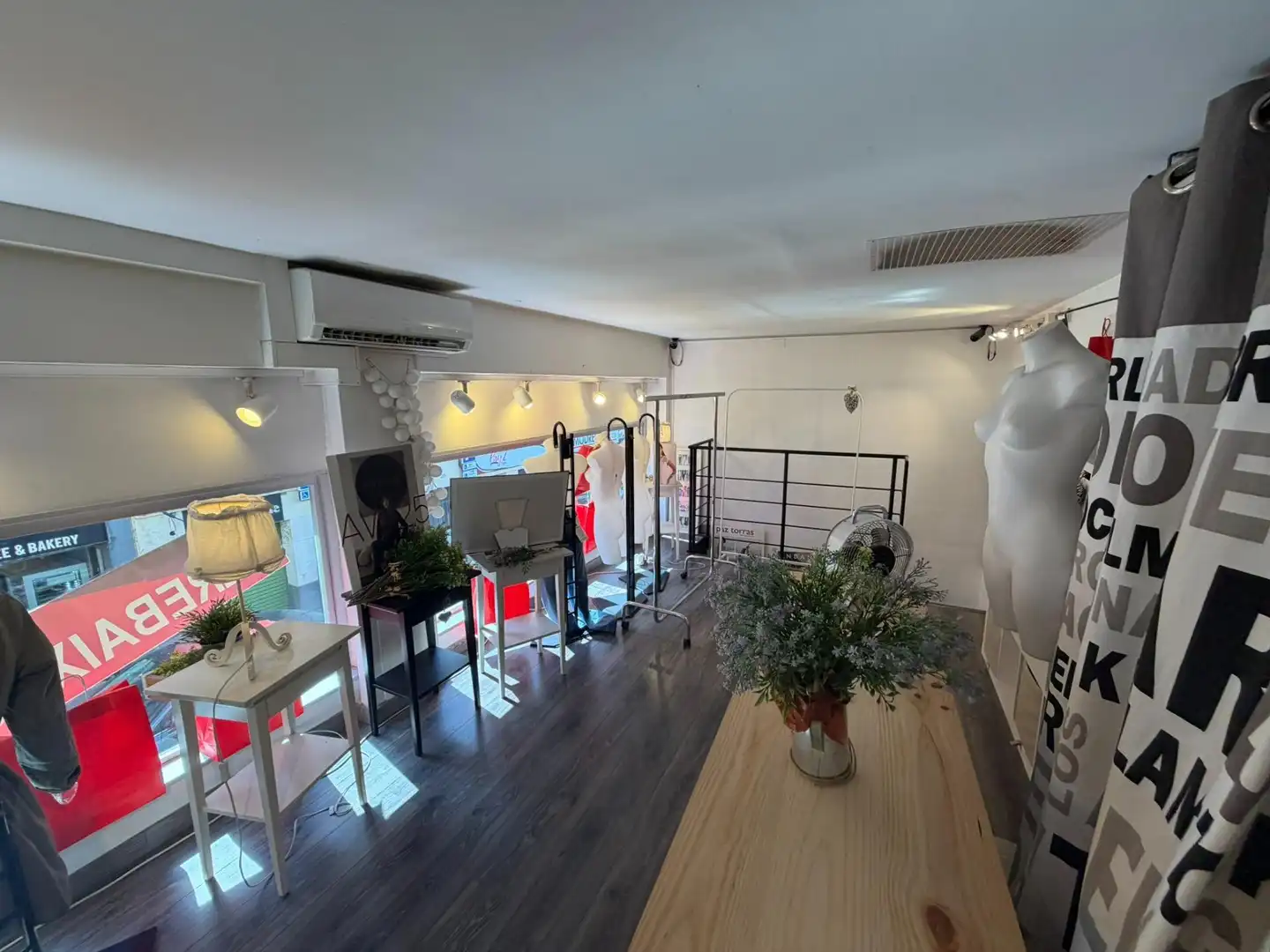 Local comercial en traspàs a Horta - Guinardó, imagen 11
