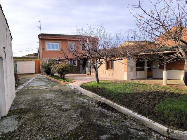 Edificio en Venta en Villademor de la Vega