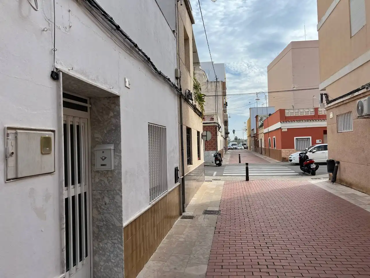Vista exterior de Casa adosada en venta en Gandia con Terraza, Amueblado y Horno