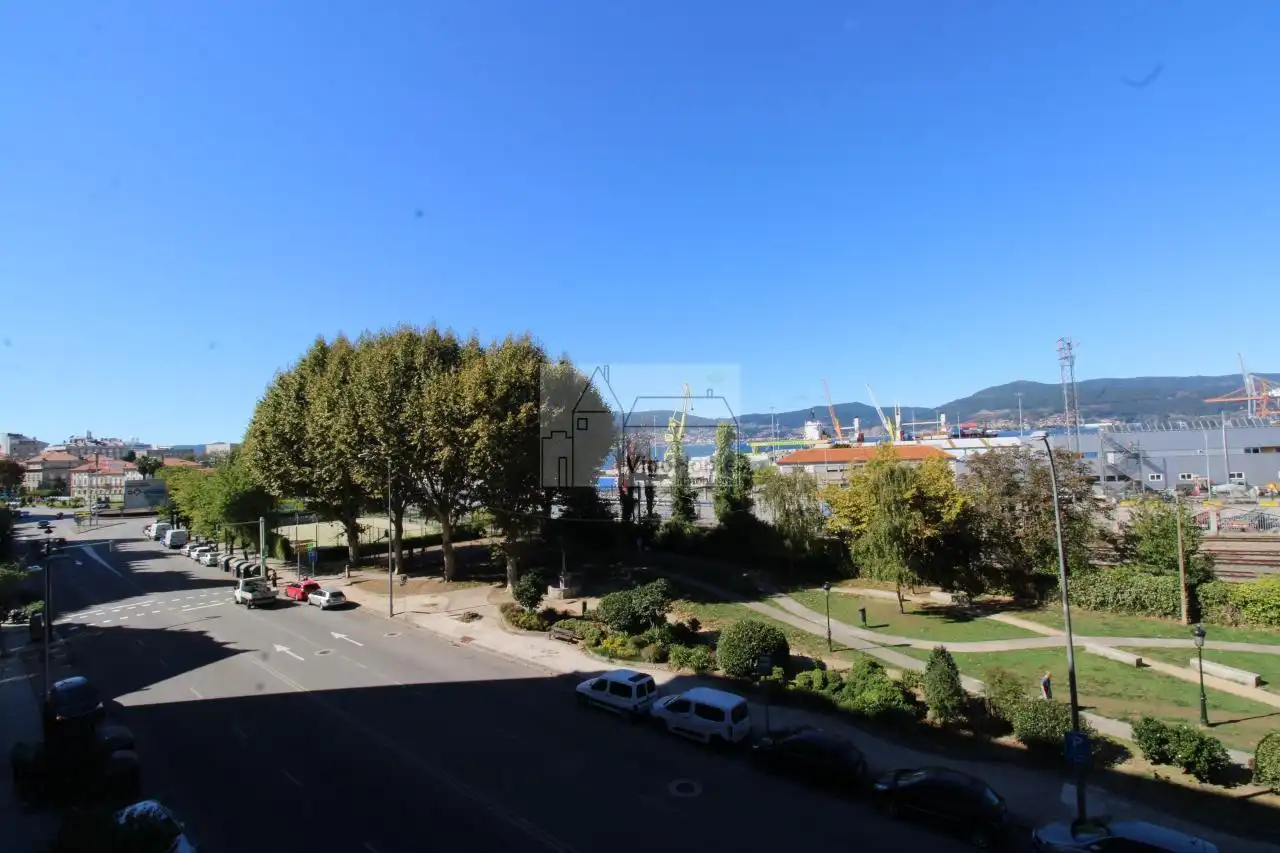 Appartamento con terrazza in affitto a Areal, imagen 2