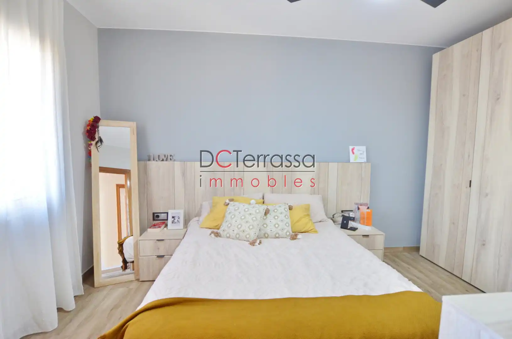 Habitación de Piso en venta en Terrassa con Aire acondicionado, Calefacción y Horno