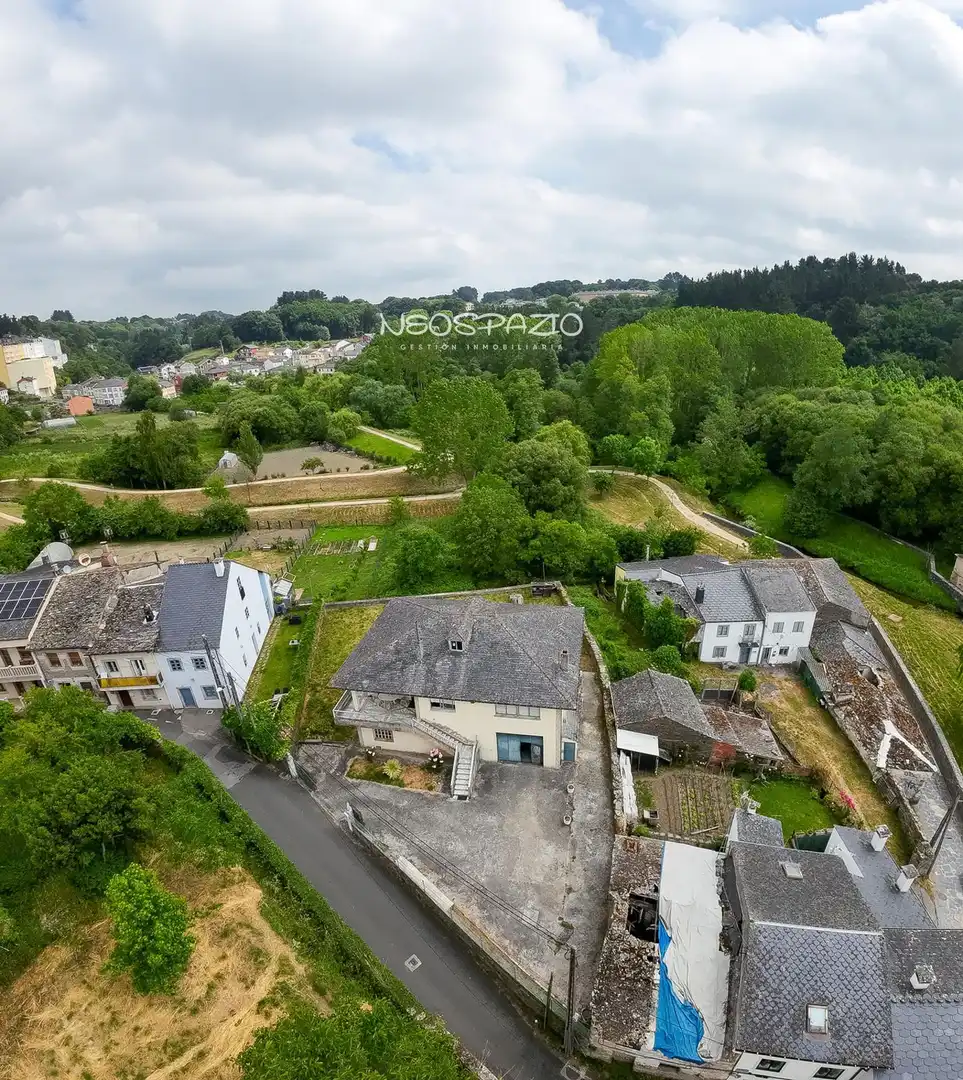 Casa o xalet en venda en Lugo amb Calefacció i Terrassa