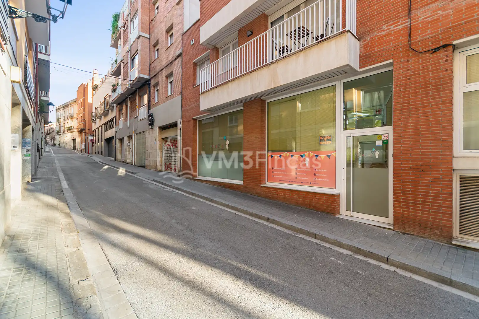 Vista exterior de Local de lloguer en Barcelona amb Aire condicionat i Calefacció