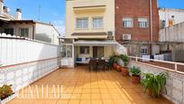 Vista exterior de Casa o xalet en venda en Gavà amb Calefacció, Parquet i Terrassa