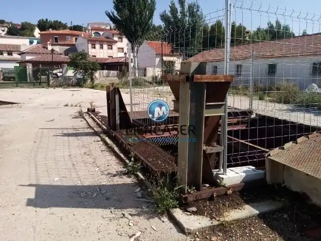 Fabrikhallen zum Verkauf in Calle VAGON, Tielmes