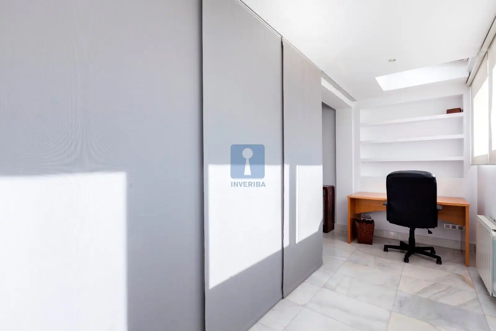 Attic for rent in Madrid  with Air Conditioner, Heating and Storage room