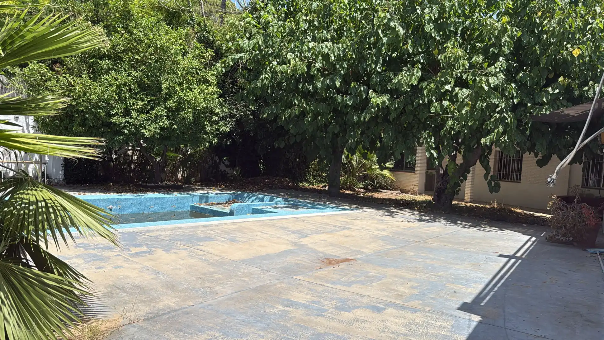 Piscina de Casa o xalet en venda en Córdoba amb Jardí privat i Piscina