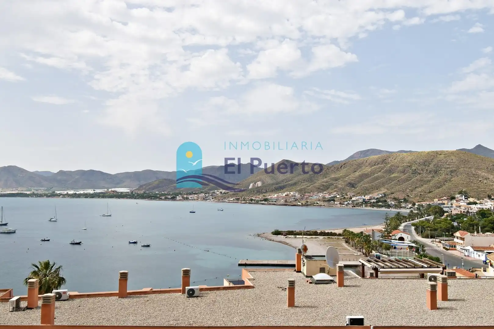Vista exterior de Dúplex en venda en Cartagena amb Terrassa, Moblat i Balcó