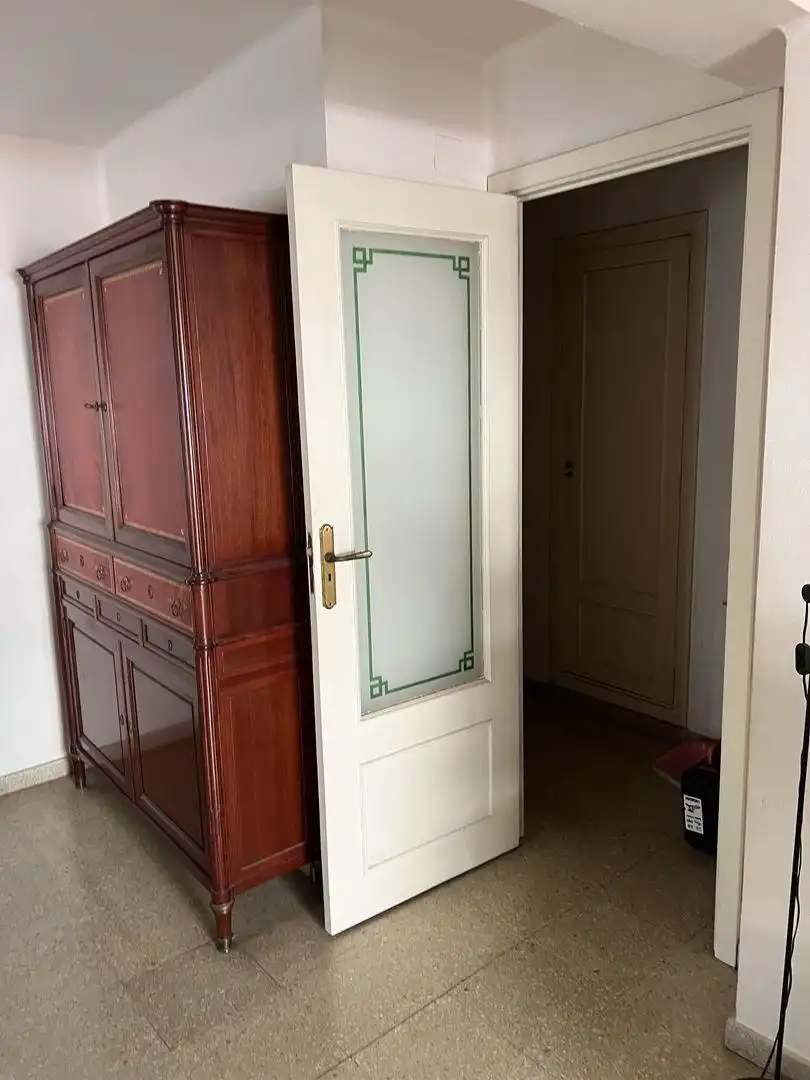 Flat for sale in Valencia  with Furnished and Balcony