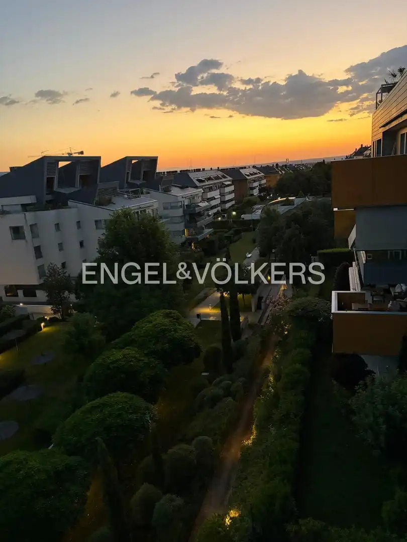 Exterior view of Flat for rent in Majadahonda  with Air Conditioner, Heating and Private garden
