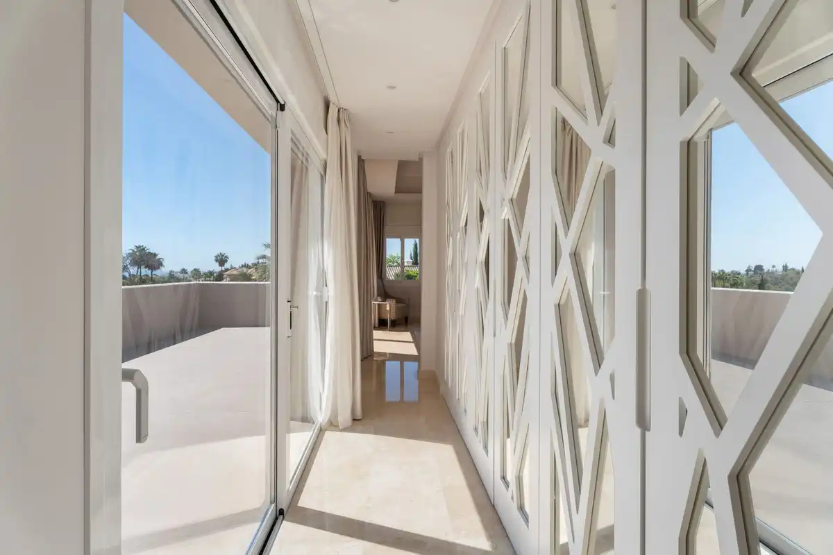 Villa mit Garten zum Verkauf in Nueva Andalucía, imagen 32