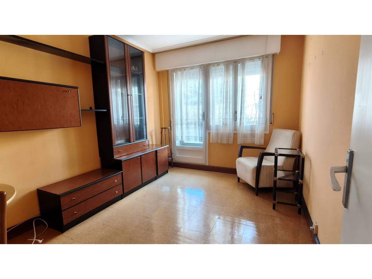 Schlafzimmer von Wohnung zum verkauf in Abanto y Ciérvana-Abanto Zierbena mit Parkett und Balkon