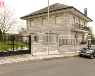 Vista exterior de Casa o xalet en venda en Nogueira de Ramuín amb Calefacció, Jardí privat i Terrassa