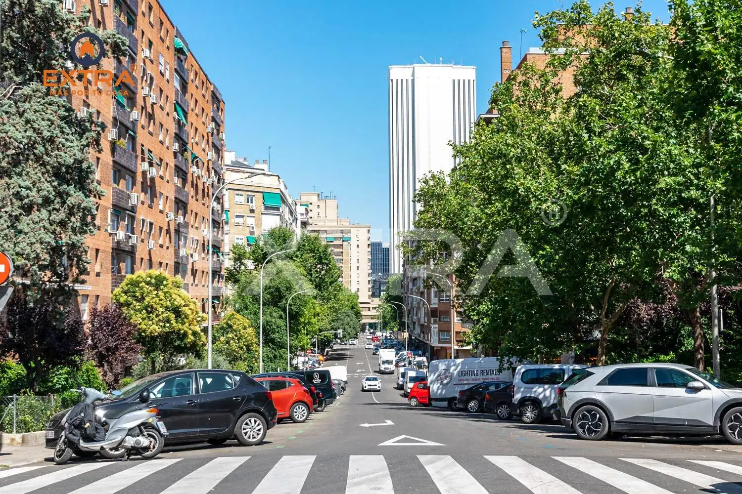 Vista exterior de Piso en venta en Madrid con Aire acondicionado, Calefacción y Jardín privado