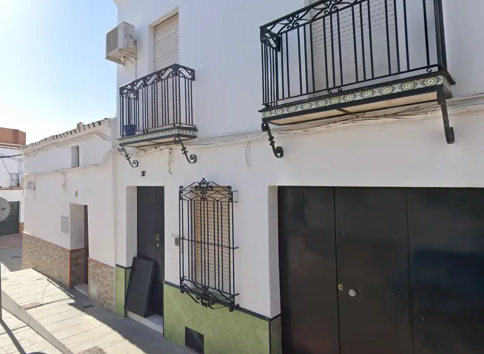 Vista exterior de Piso en venta en Carrión de los Céspedes