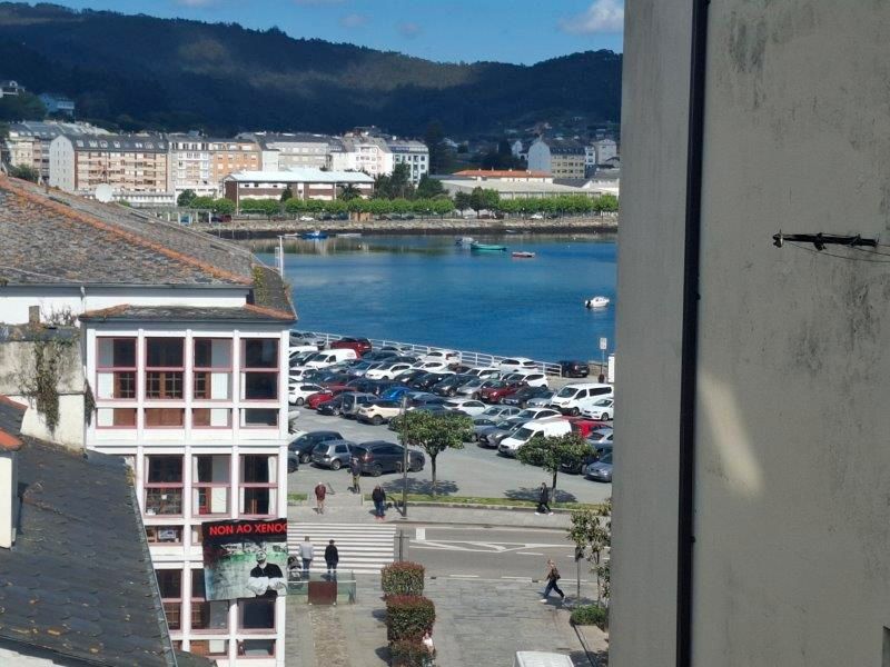 Aparcament de Casa adosada en venda en Viveiro