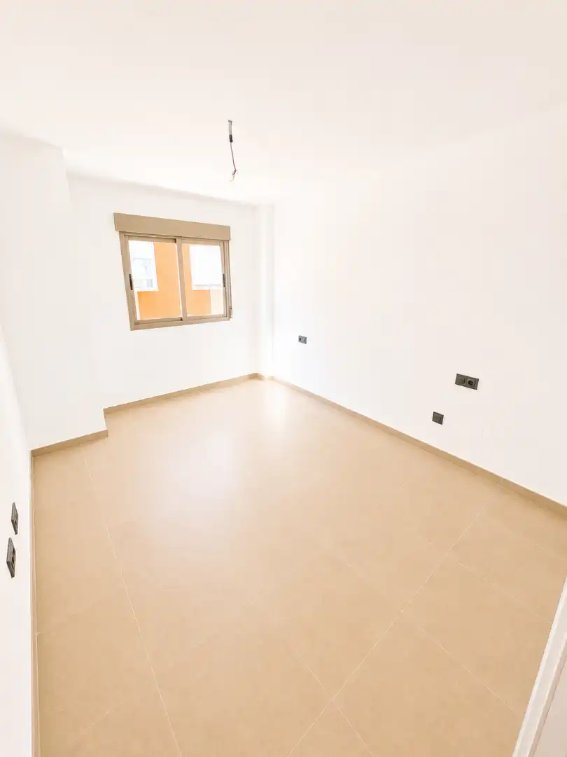 Habitación de Piso en venta en Alcantarilla con Aire acondicionado, Trastero y Balcón