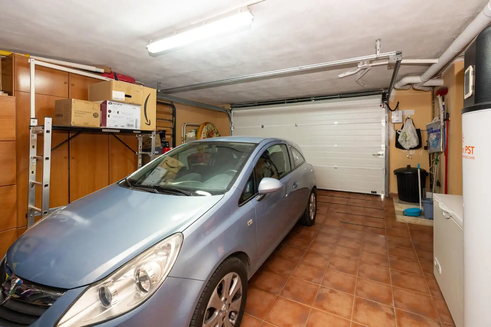 Parking de Casa o chalet en venta en Alhendín con Calefacción, Jardín privado y Terraza