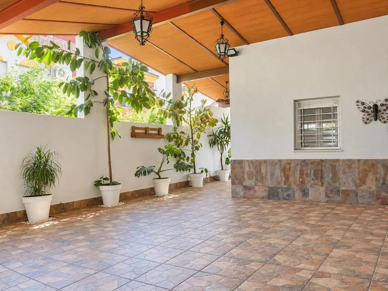 Terrassa de Casa adosada en venda en Bormujos amb Aire condicionat, Jardí privat i Terrassa