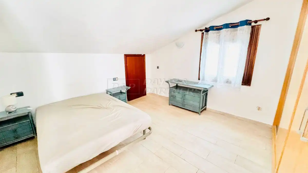 Dormitori de Casa o xalet en venda en Orihuela amb Terrassa, Moblat i Balcó