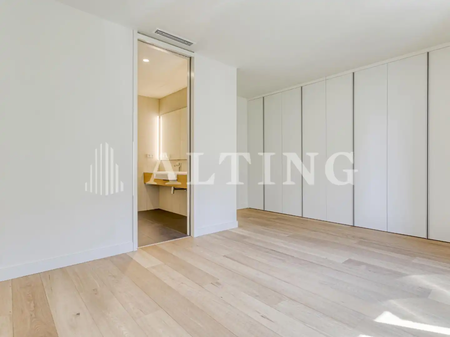 Appartamento con ascensore in vendita a Calle Pau Claris, imagen 17