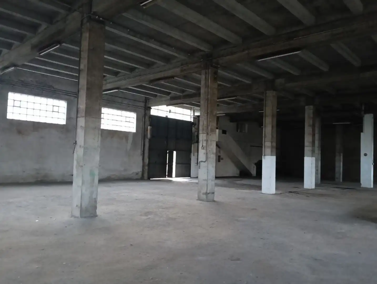 Nave industrial de alquiler en Moaña