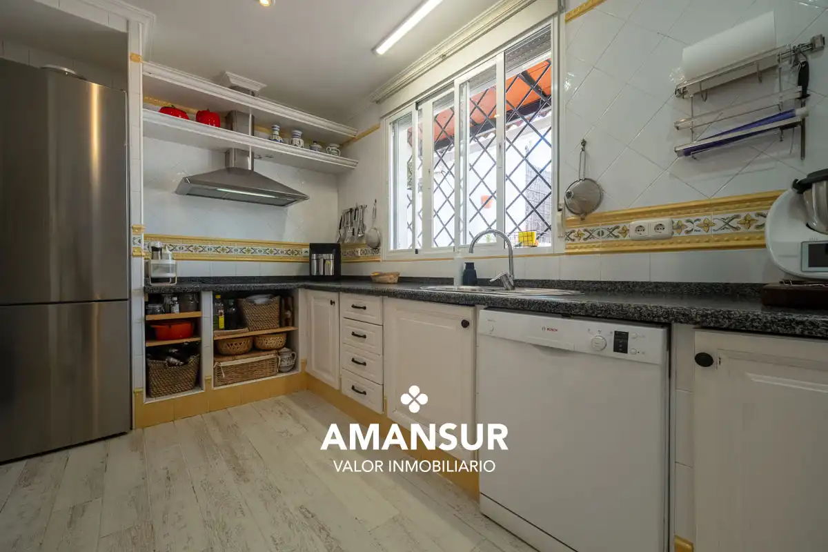 Kitchen of Flat for sale in Huelva  with Heating, Terrace and Storage room