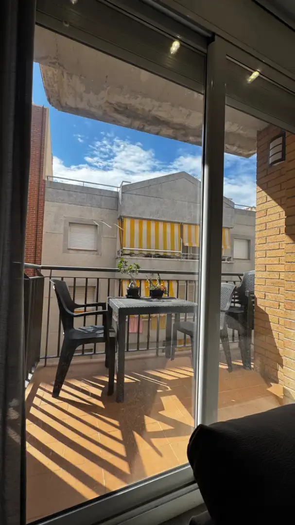 Terraza de Piso en venta en Torredembarra con Calefacción, Terraza y Horno