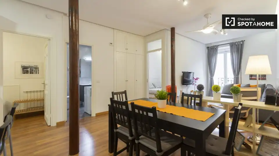Wohnung mit Terrasse zur Miete in Centro, imagen 3