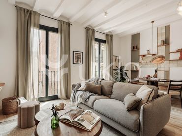 Apartament amb balcó de lloguer a Carrer del Roser