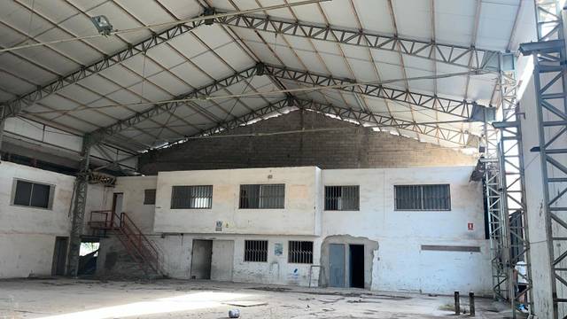 Nave industrial en Venta en Avenida Zaragoza en Alcañiz