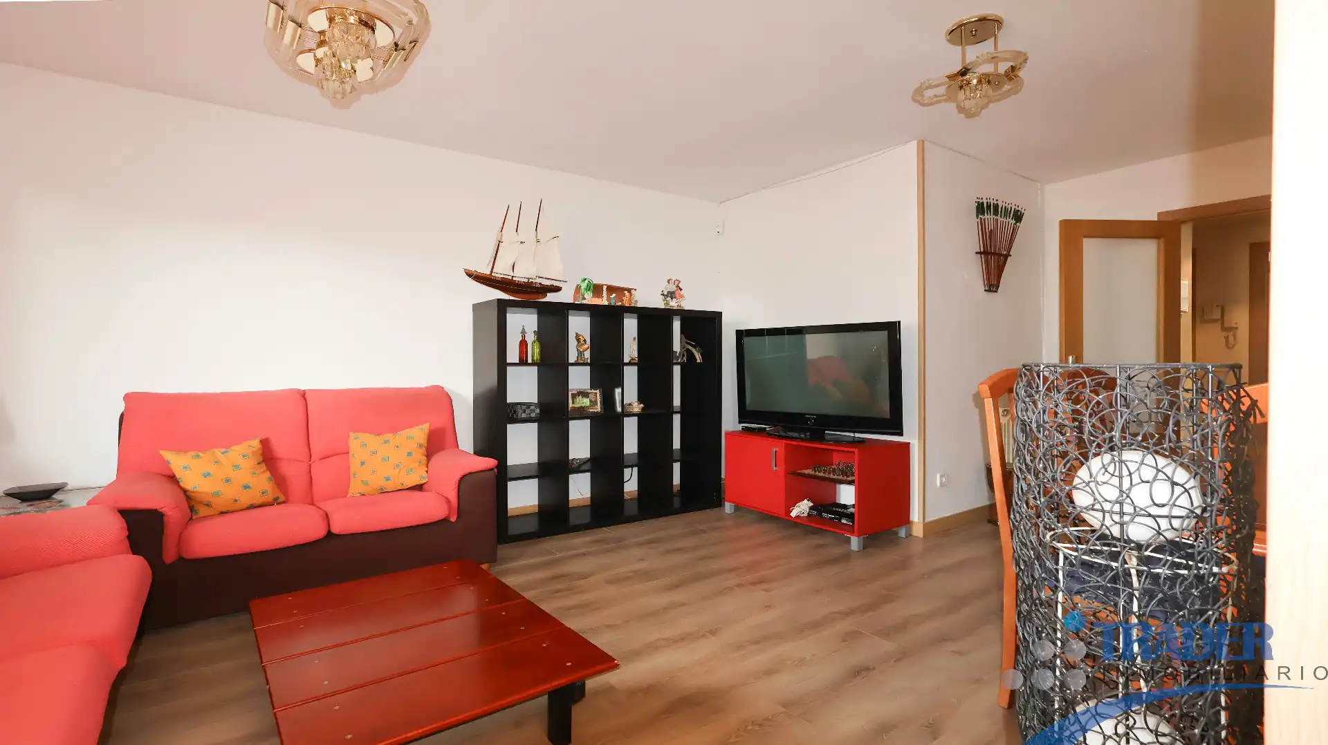 Sala de estar de Piso en venta en Camarena con Jardín privado, Terraza y Trastero