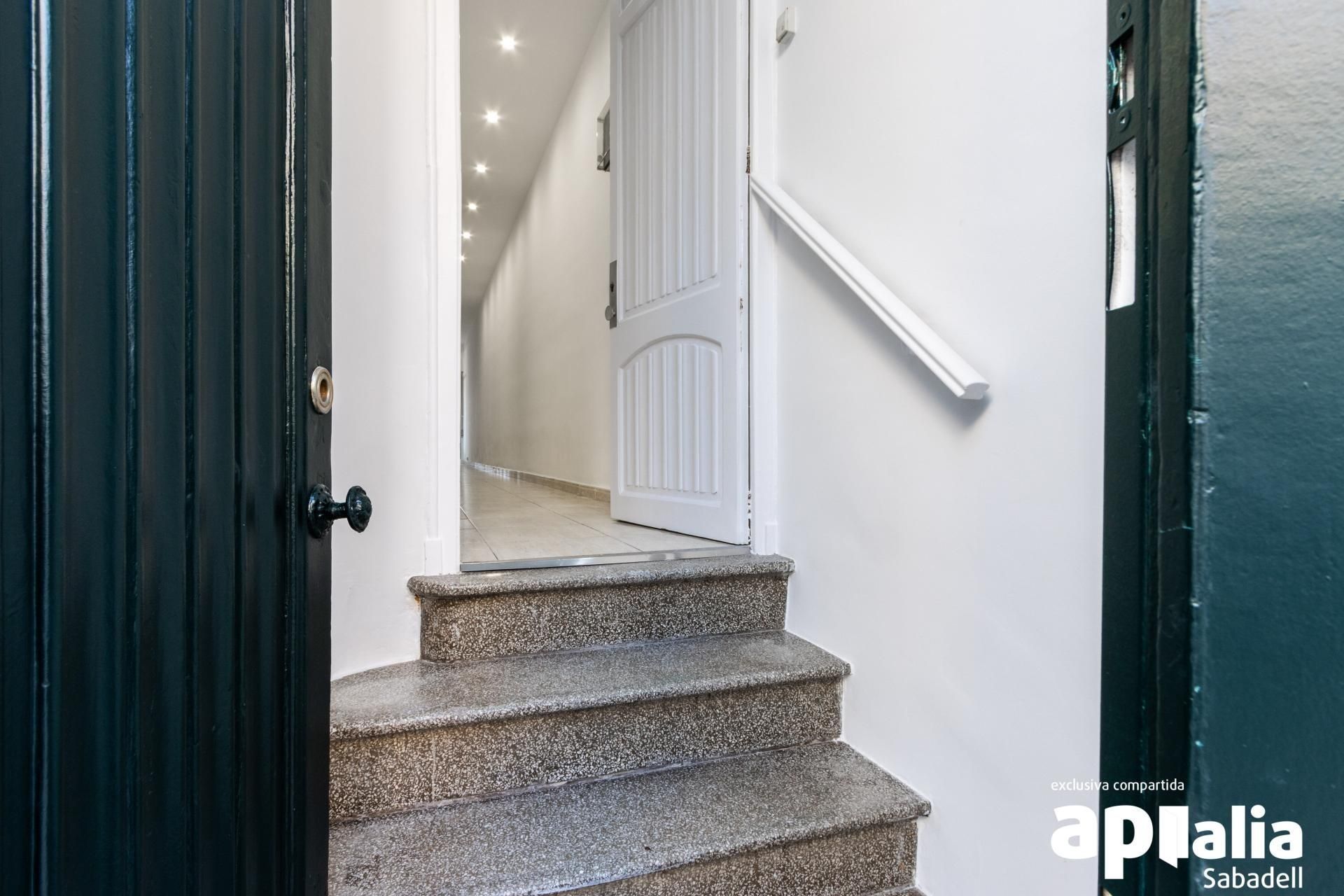 Flat for sale in Sabadell  with Heating