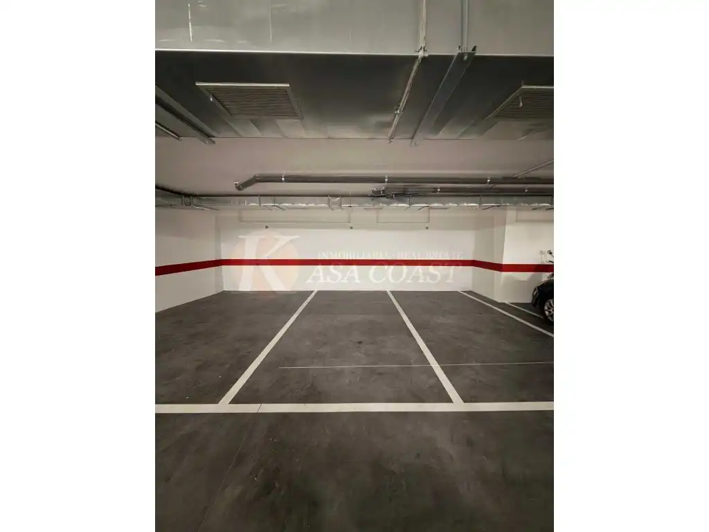 Parking de Piso en venta en Fuengirola con Aire acondicionado y Terraza
