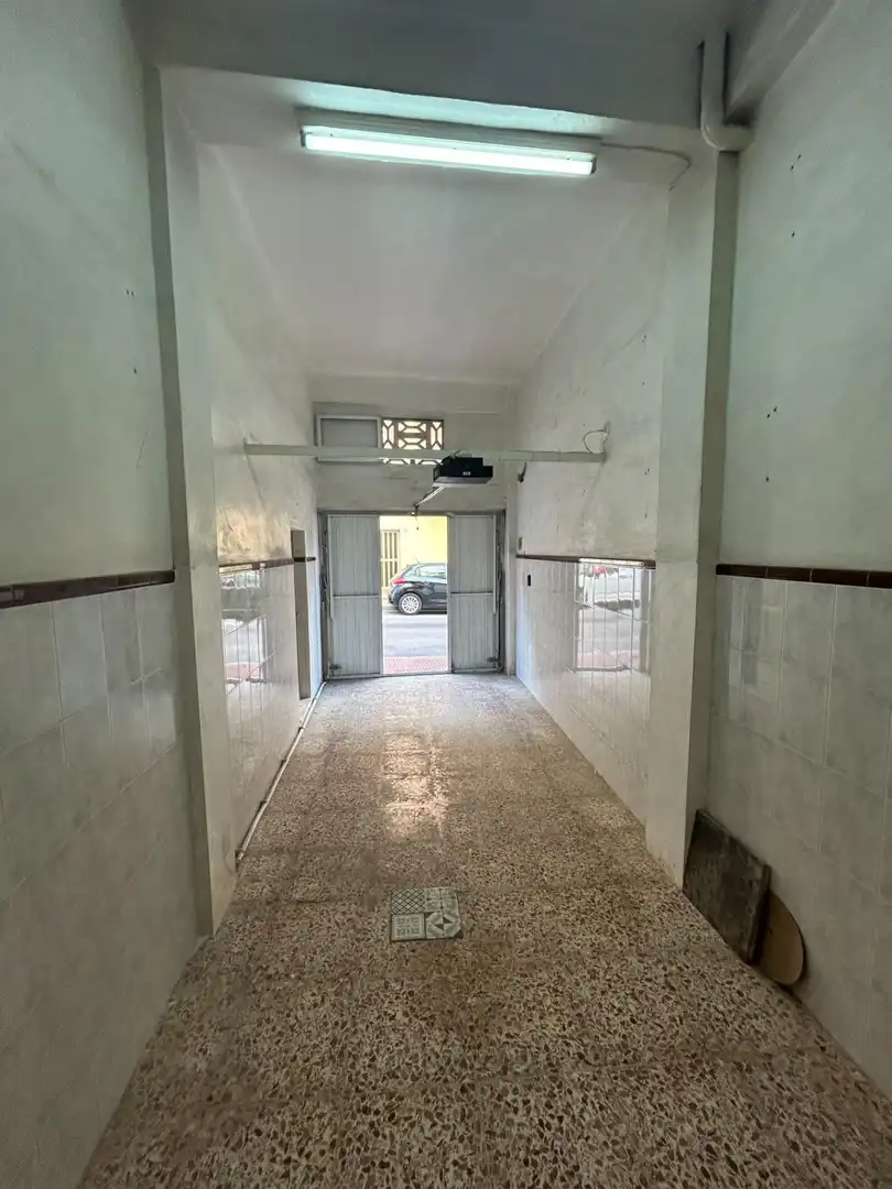 Local en venta en Calle RAMON Y CAJAL, 29, Norte