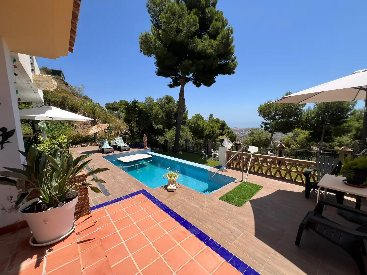 Swimming pool of Houses for sale in Málaga  with Air Conditioner, Heating and Private garden