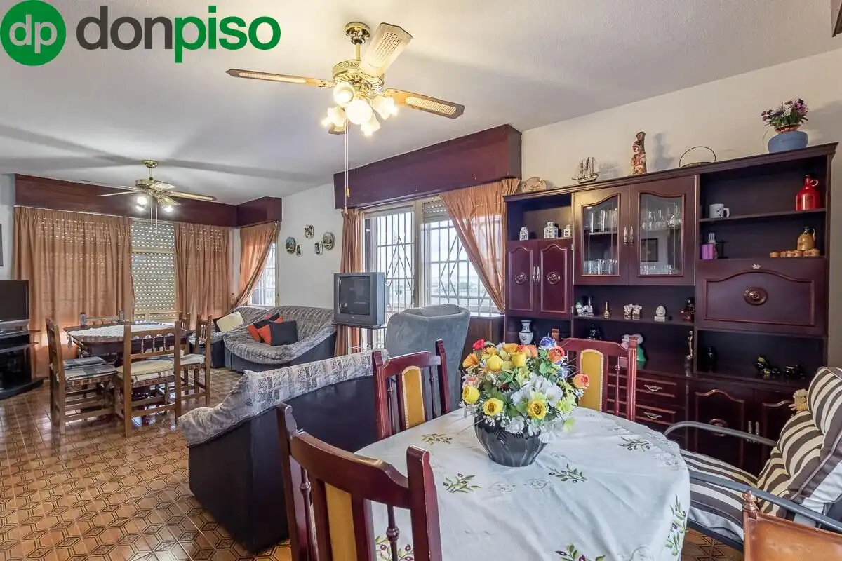 Casa con terrazza in vendita a Avenida HUETOR VEGA, imagen 8