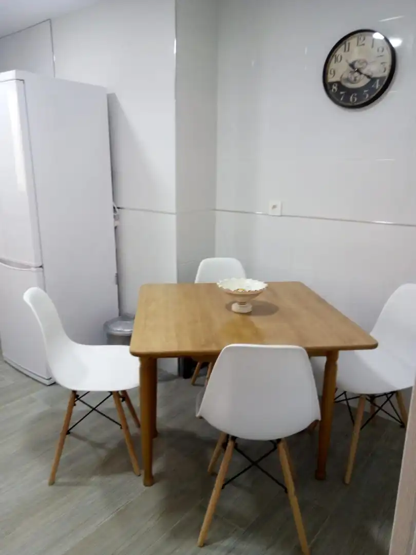 Esszimmer von Wohnung zur Miete in Granada mit Klimaanlage, Möbliert und Waschmaschine